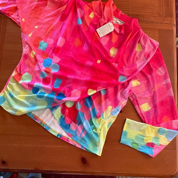 Exclusive Soft Wrap Long Sleeve NWT Size XL - Picture 3 of 5